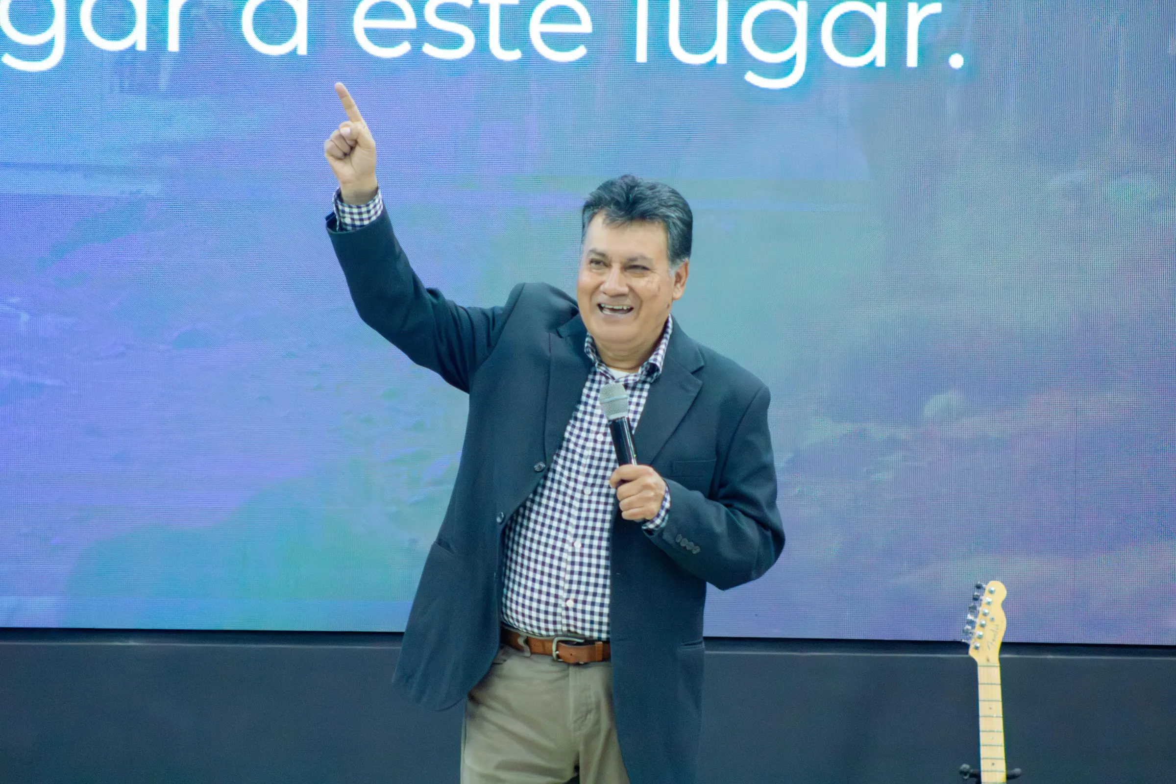 Pastor General Isaí Martínez