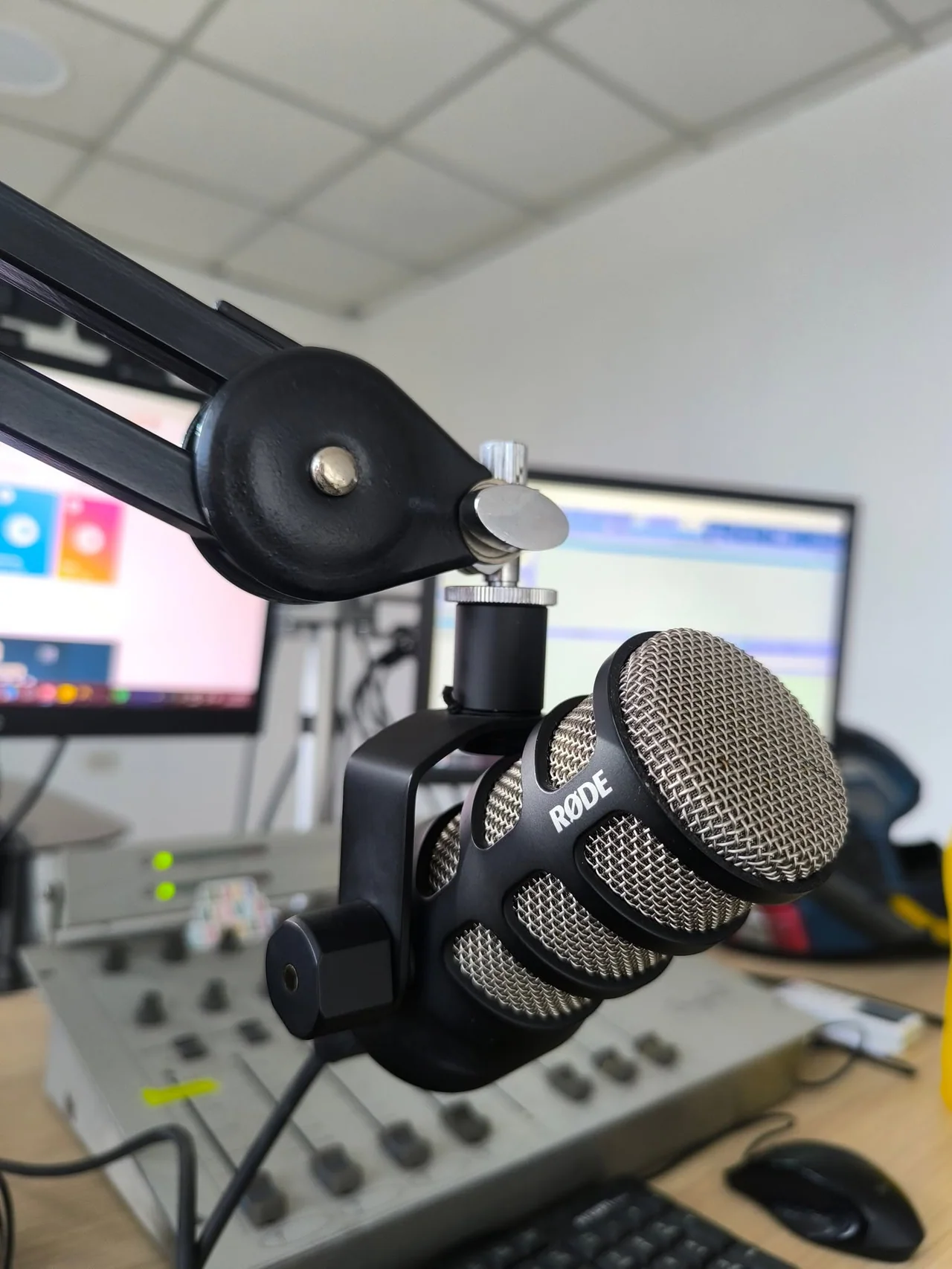 Cabina de Radio Adoración