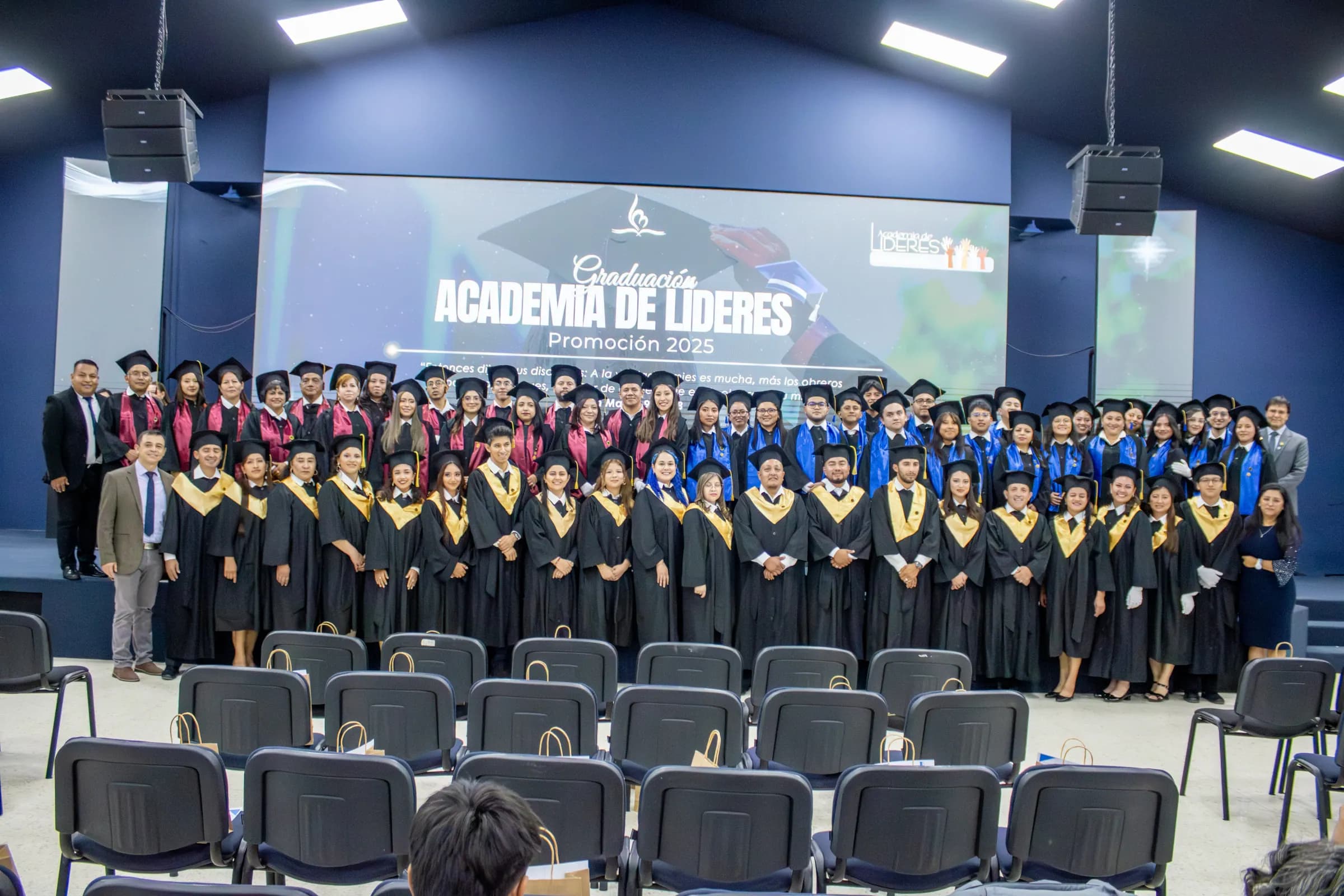 Estudiantes en Academia